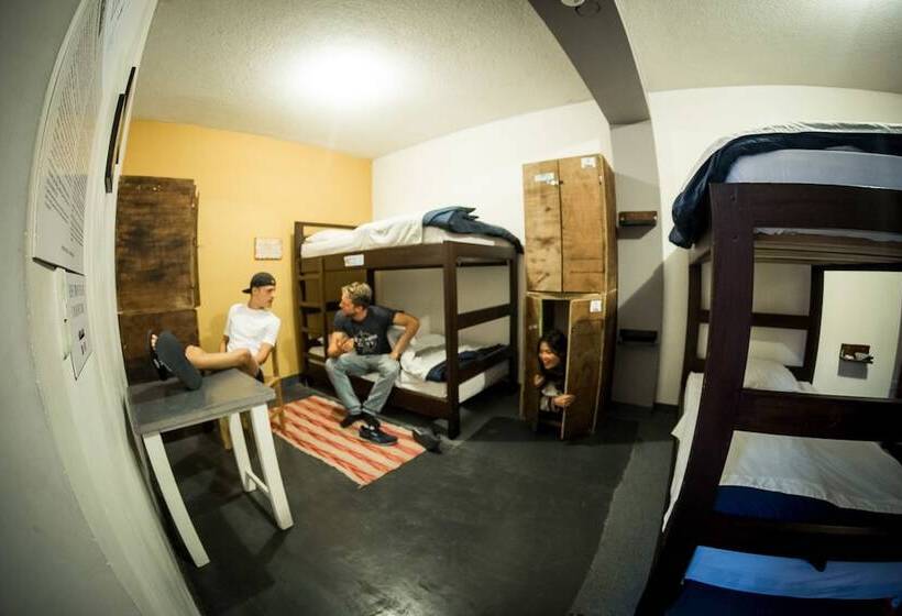 Minka Hostel