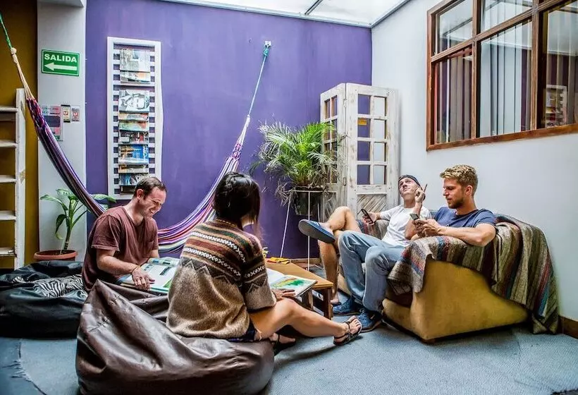 Minka Hostel