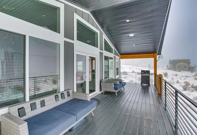 Garden City Cabin W/ Fire Pit: 2 Mi To Bear Lake!