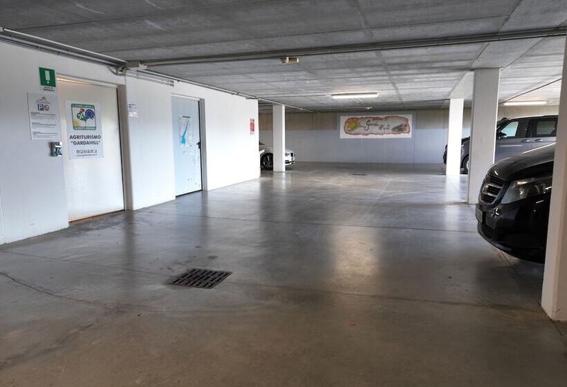 Сельский отель Gardahill