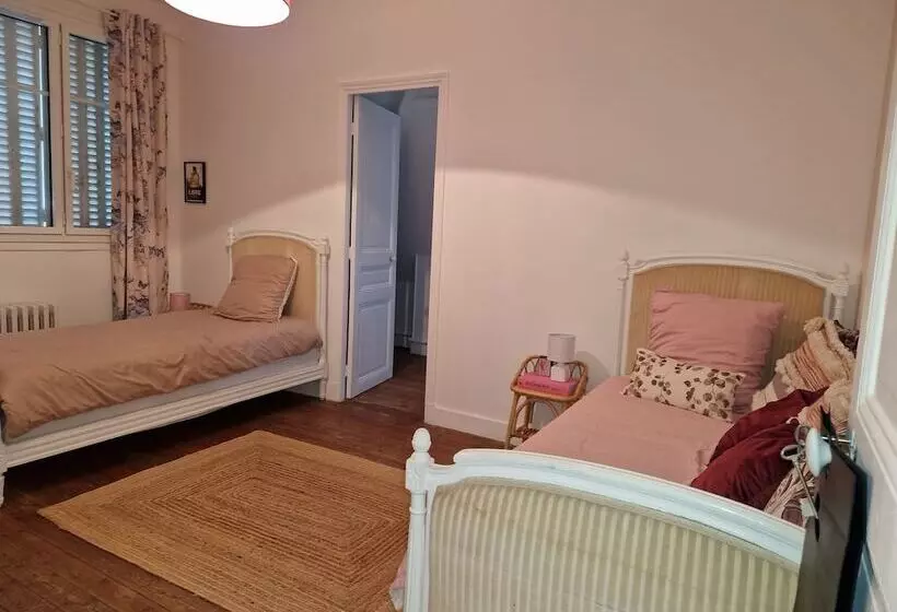 Majatalo Demeure Du Saule Madame