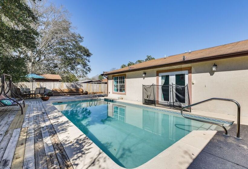 Pet Friendly Fort Walton Beach Home: 4 Mi To Ocean