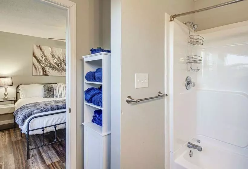 Charming Winchester Escape, 7 Mi To Downtown!