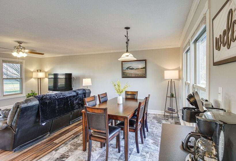 Charming Winchester Escape, 7 Mi To Downtown!