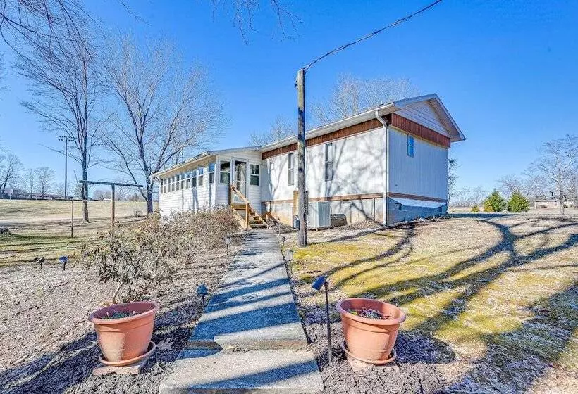 Classic Country Retreat In Ronda On 5 Acres!