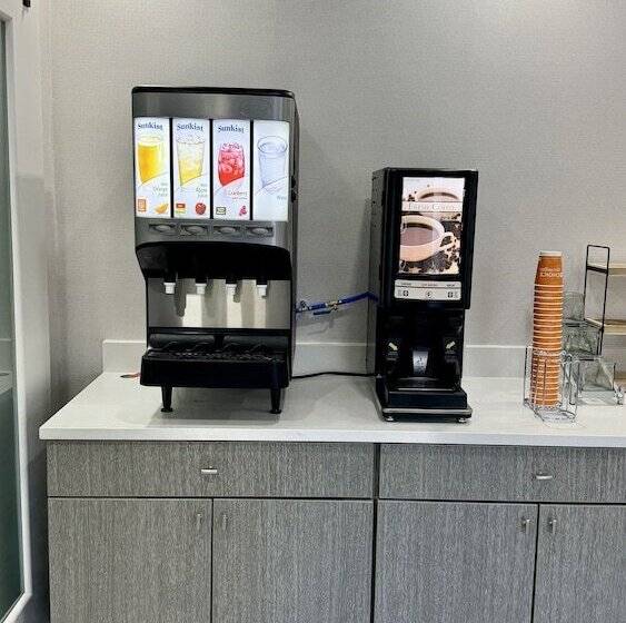 Отель Sleep Inn Chambersburg