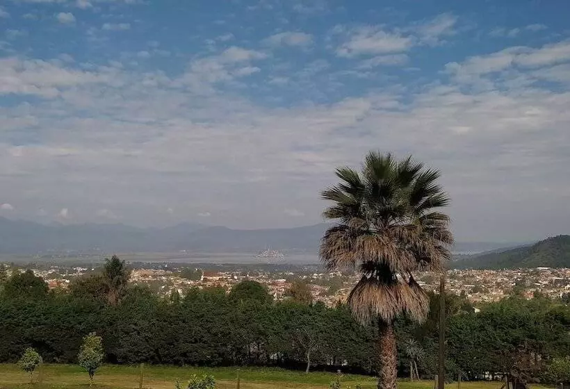 Hotelli Cabañas Rancho La Mesa