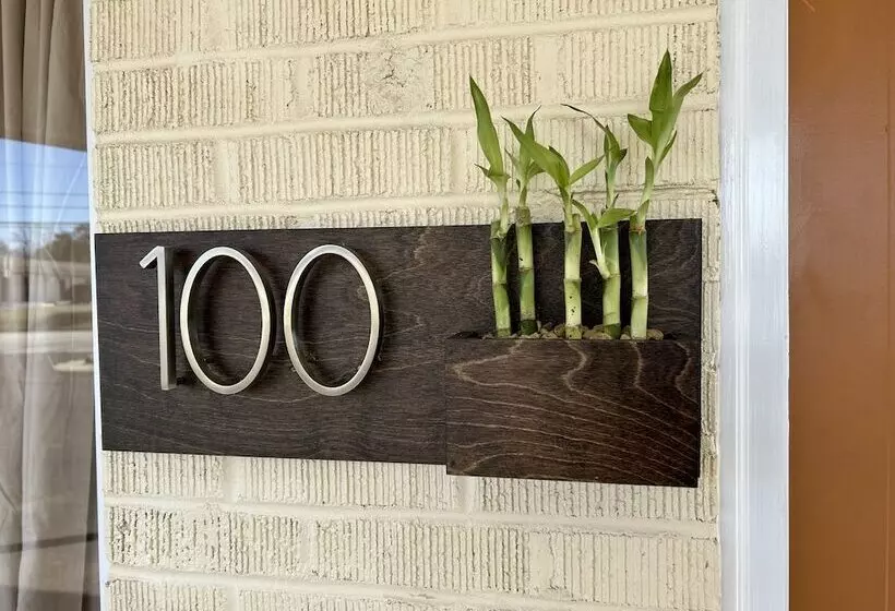 Hotelli New South Motor Inn