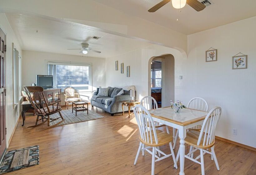 Peaceful Klamath Falls Home W/ Large Fenced Yard!