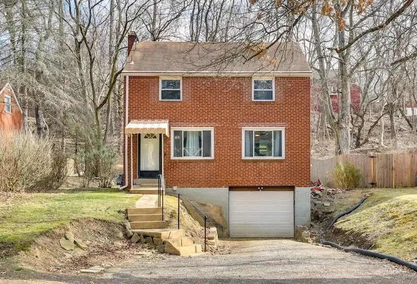 Penn Hills Home ~ 11 Mi To Pittsburgh