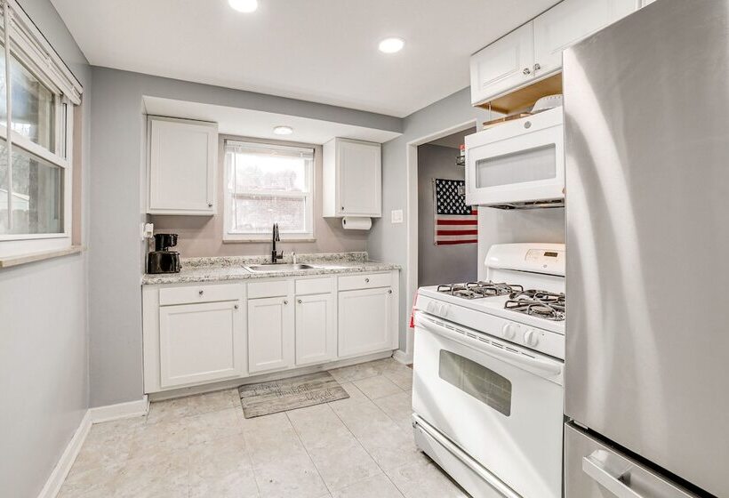 Penn Hills Home ~ 11 Mi To Pittsburgh