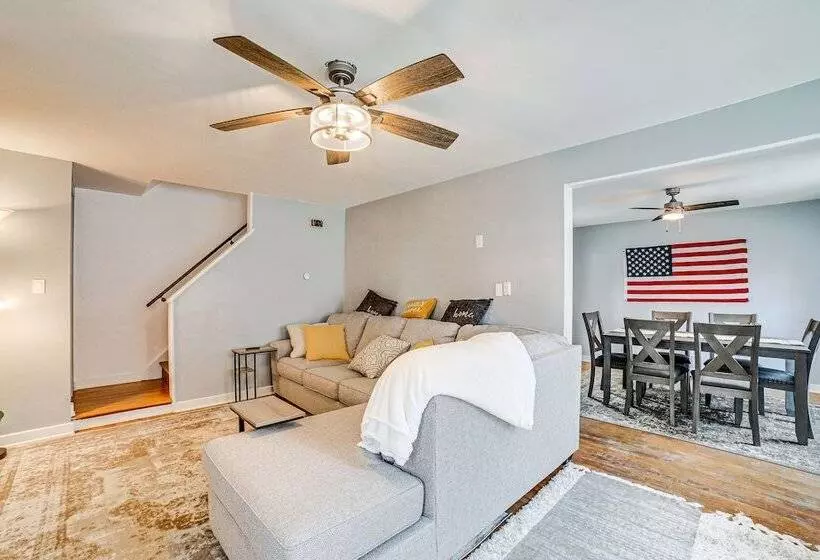 Penn Hills Home ~ 11 Mi To Pittsburgh