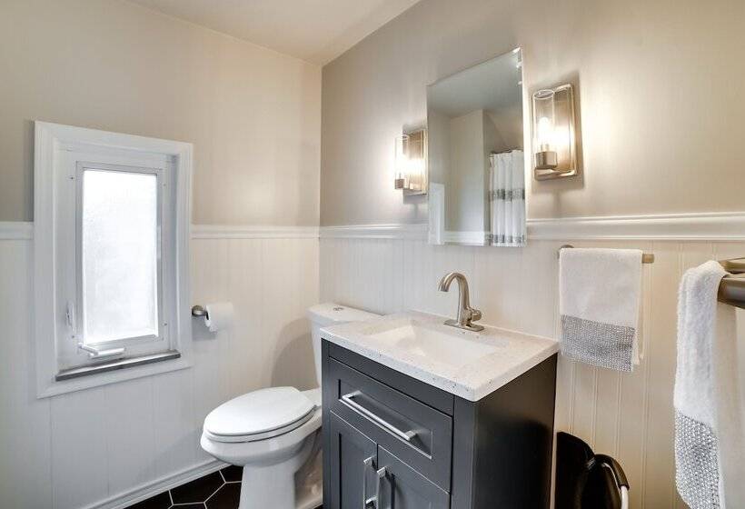 Penn Hills Home ~ 11 Mi To Pittsburgh