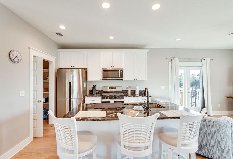 Port St Joe House W/ Deck & Private Beach Access!