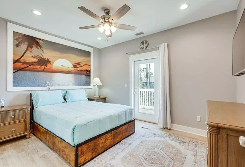 Port St Joe House W/ Deck & Private Beach Access!