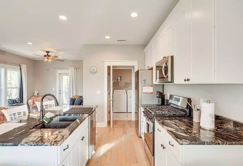 Port St Joe House W/ Deck & Private Beach Access!