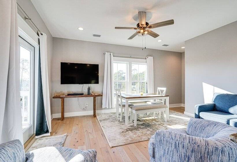 Port St Joe House W/ Deck & Private Beach Access!