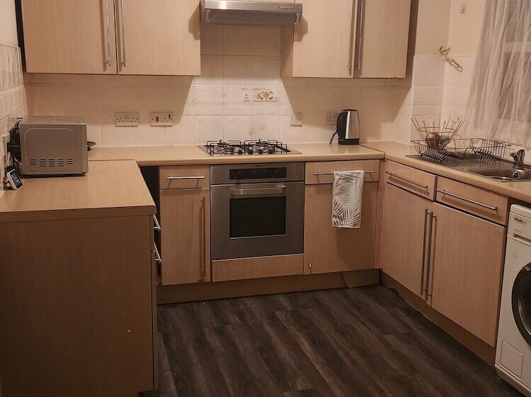 Residência Captivating 3 Bed House In Kent