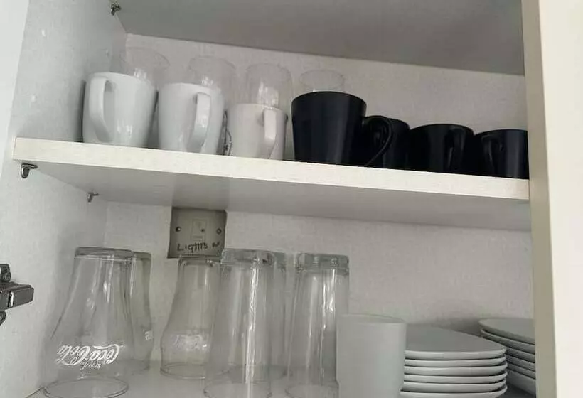 Residenssi Beautiful And Luxurious 4 Bed House In Essex