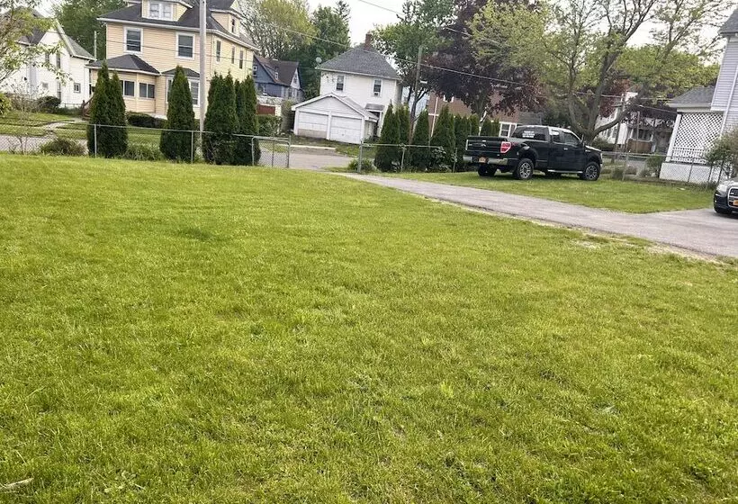 Residenssi Ms P Place