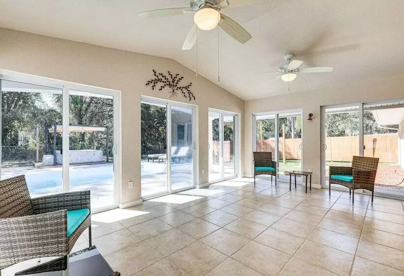Spacious Brandon Home: Hot Tub, Pool, & Game Room