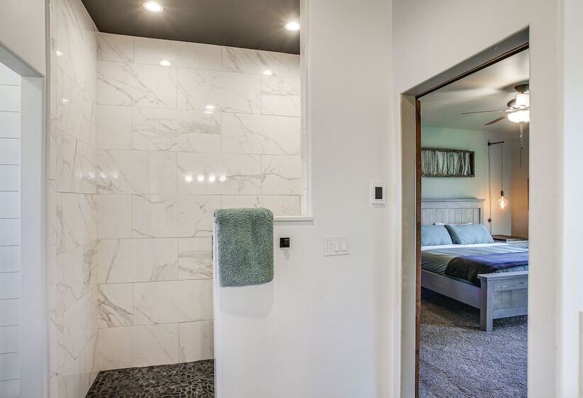 Spacious Priest River Retreat: 35 Mi To Schweitzer