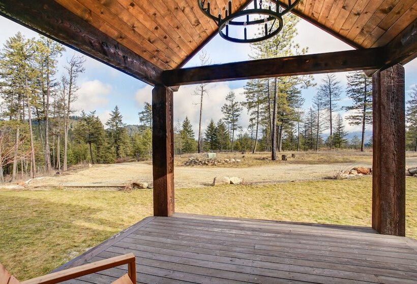 Spacious Priest River Retreat: 35 Mi To Schweitzer