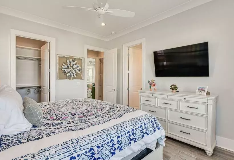 Stunning Santa Rosa Beach Home, 1/2 Mi To Ocean!