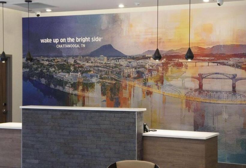 호텔 La Quinta Inn & Suites By Wyndham Chattanooga Downtown/south