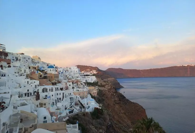 Hotelli The Vine Suites