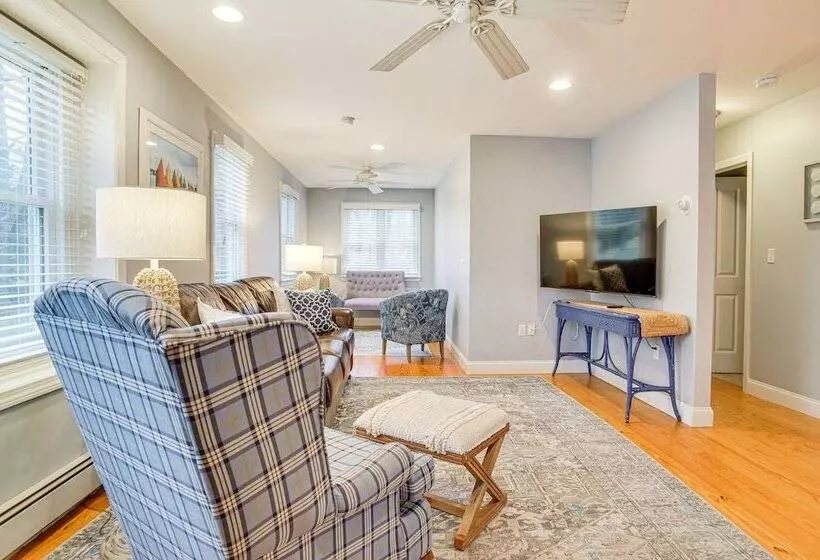 South Yarmouth Home W/ Gas Grill < 2 Mi To Beaches