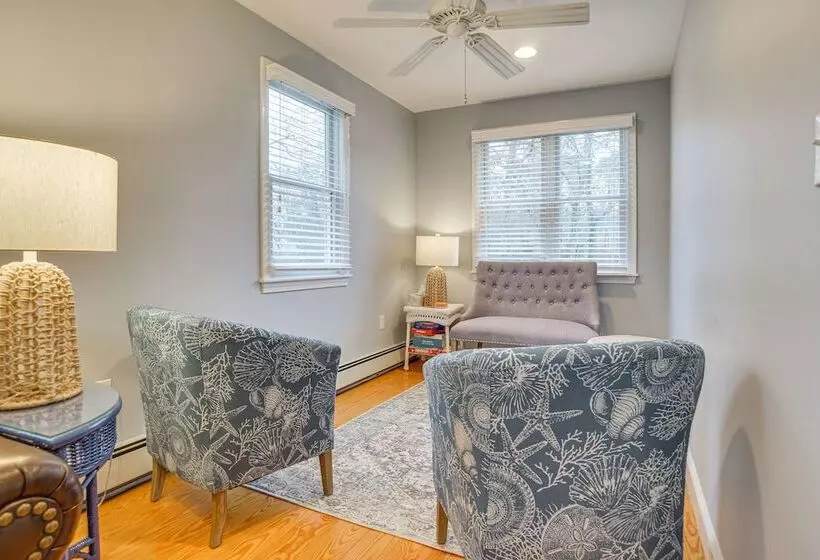 South Yarmouth Home W/ Gas Grill < 2 Mi To Beaches