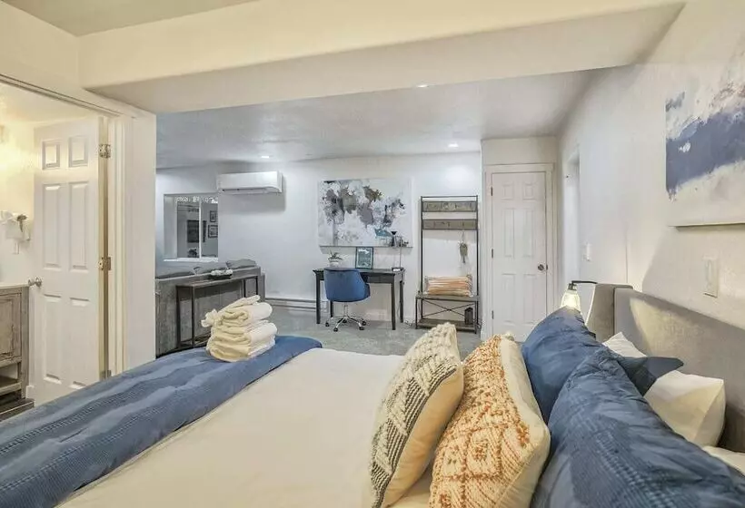 1bd Suitewalking Distance From Red Rocks