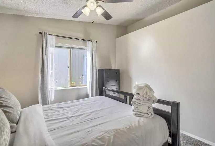 3bddog Friendlynear Shopping & Restaurants
