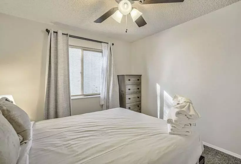 3bddog Friendlynear Shopping & Restaurants