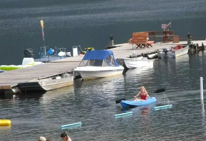 Liars Cove Resort