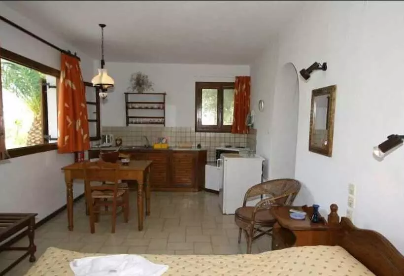 Pandora Studios Skiathos
