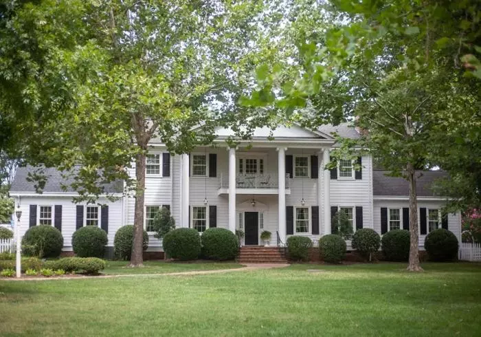 Aamiaismajoitus (B&B) The Virginia Cliffe Inn