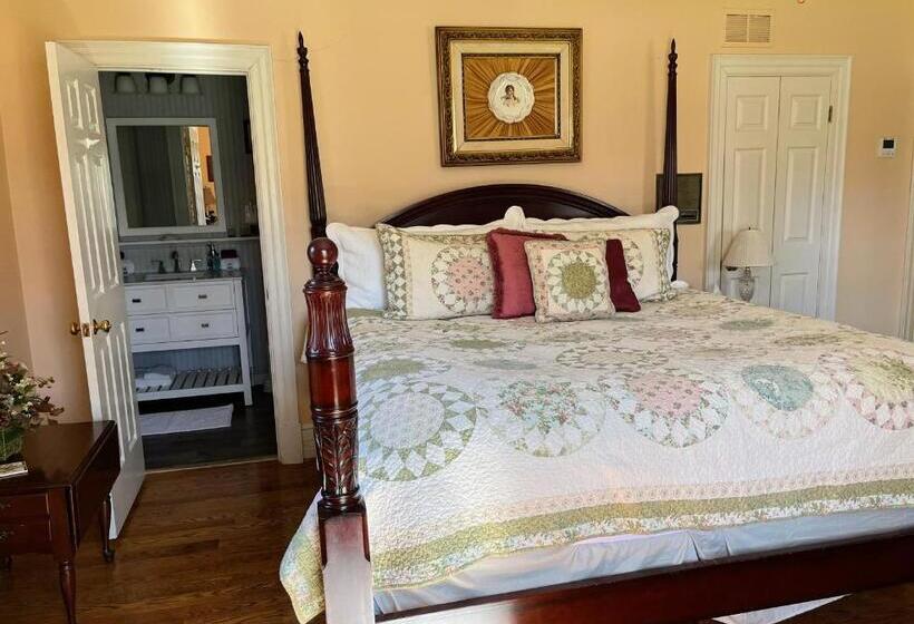 مبيت وإفطار The Virginia Cliffe Inn