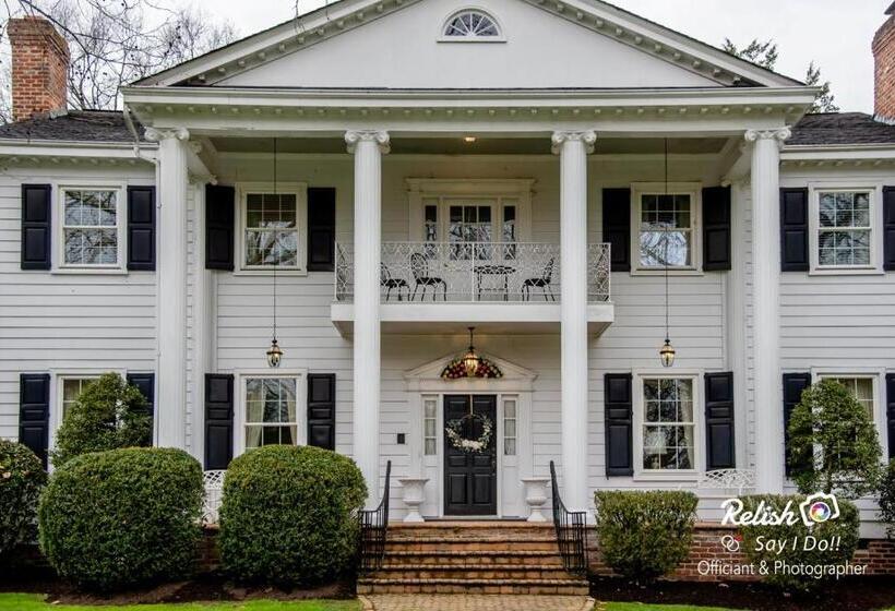 مبيت وإفطار The Virginia Cliffe Inn