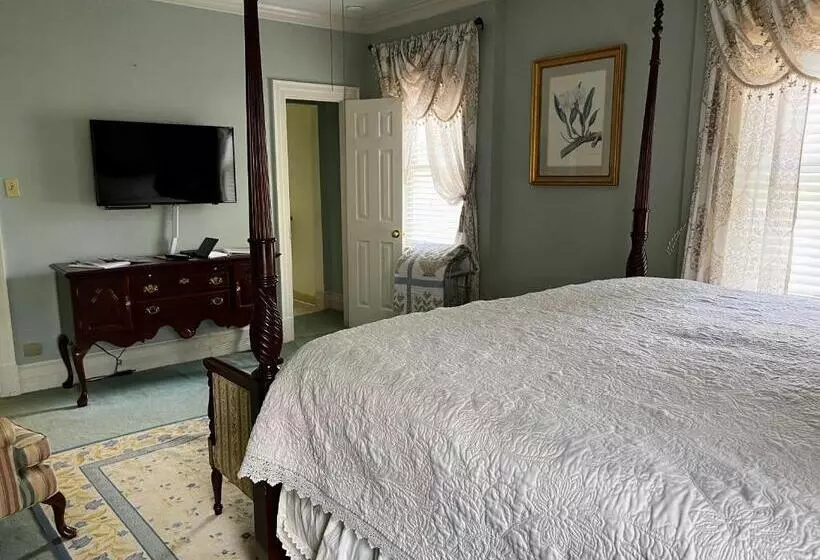 Aamiaismajoitus (B&B) The Virginia Cliffe Inn