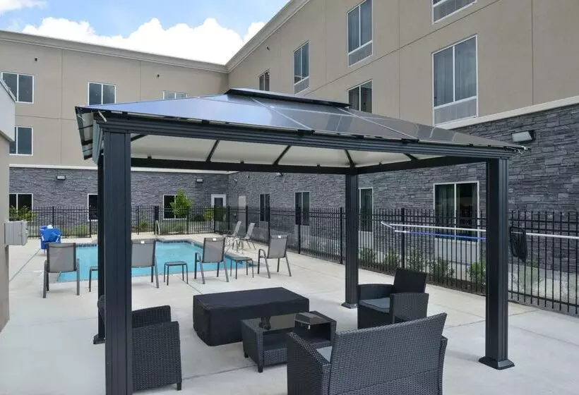 ホテル Americas Best Value Inn & Suites