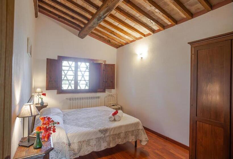 ホテル B&b La Torre Fattoria Di Larniano
