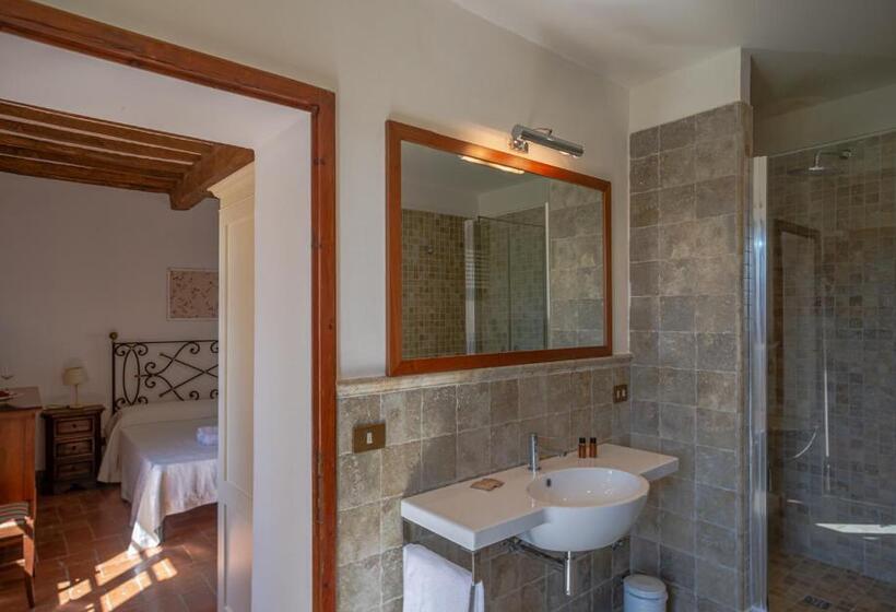 ホテル B&b La Torre Fattoria Di Larniano