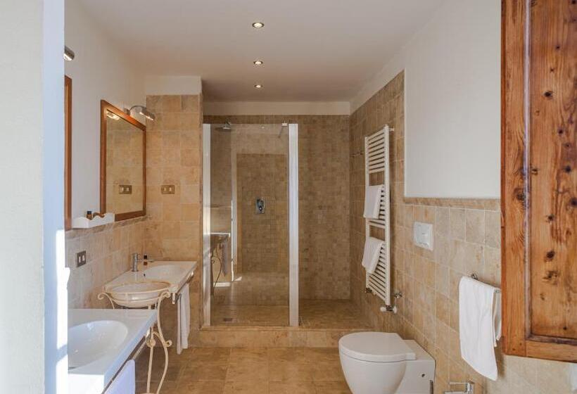 ホテル B&b La Torre Fattoria Di Larniano