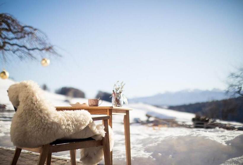 ホテル Dolomitenblick