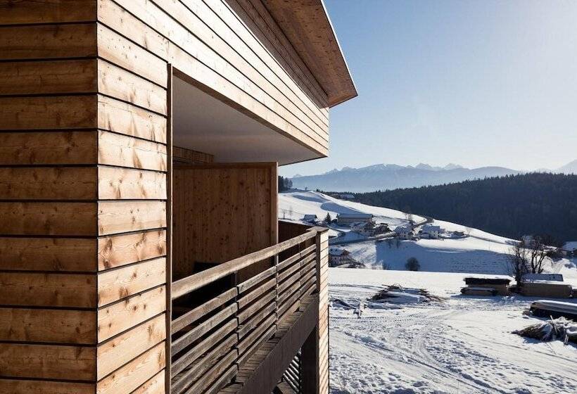 ホテル Dolomitenblick