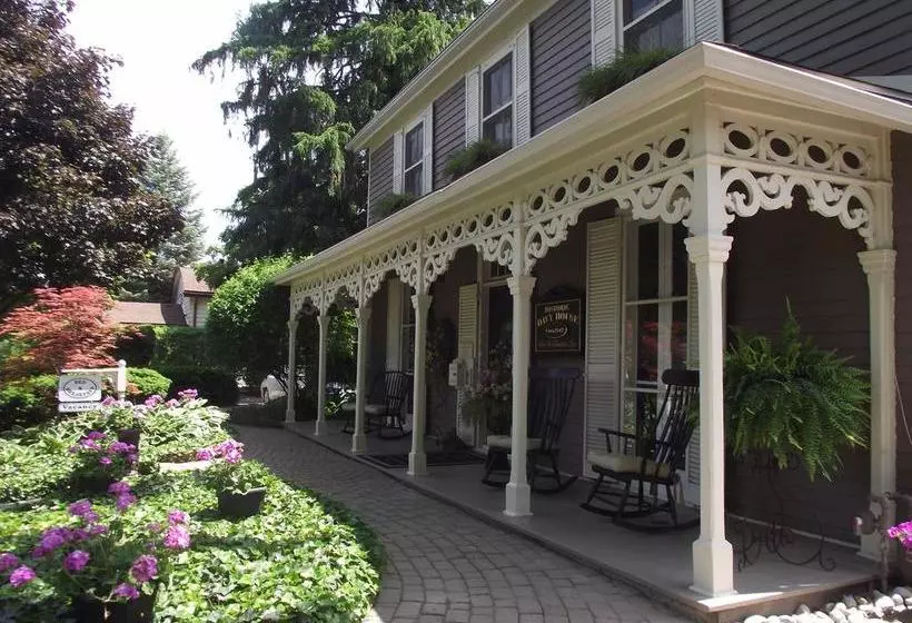 هتل Historic Davy House Bed & Breakfast
