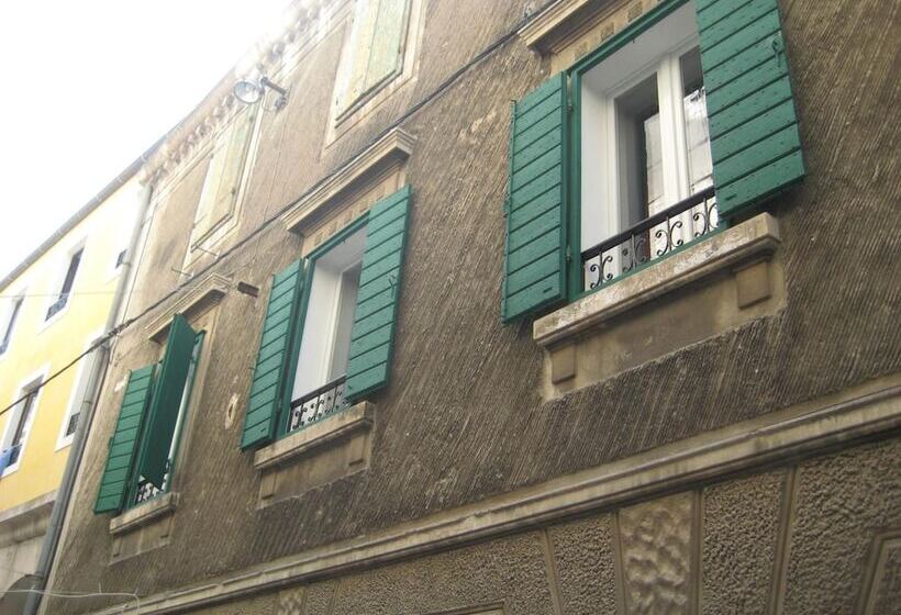 ホテル Leonis Restaurant & Rooms