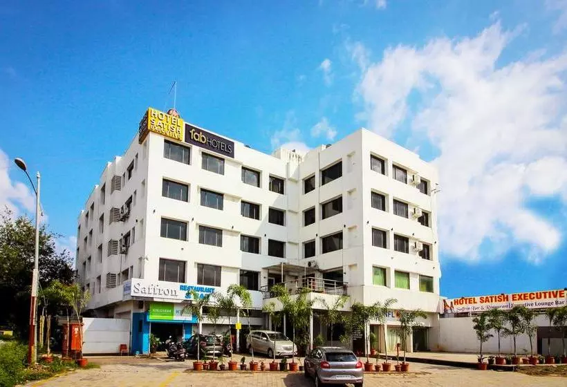 Hotelli Satish Executive